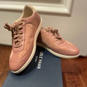 Women’s Cole Haan Rose Sneakers Size 8